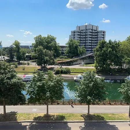 5p 100 M2 Garage 2 Balconiesstrasbourg Center 公寓 *