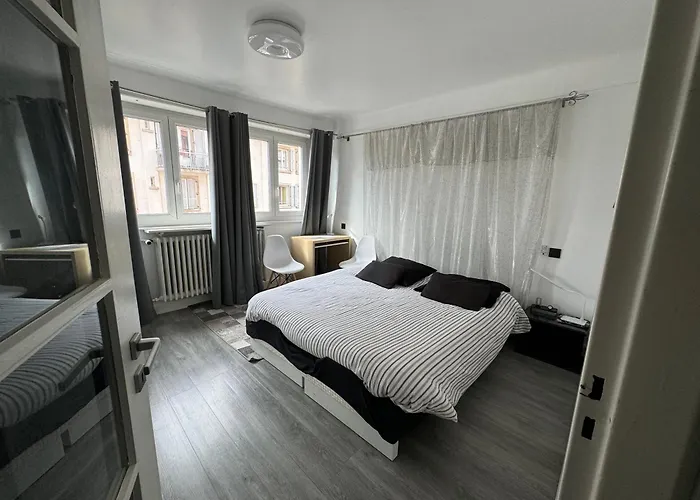 5p 100 M2 Garage 2 Balconiesstrasbourg Center דירה *