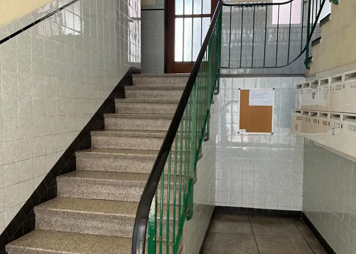 5p 100 M2 Garage 2 Balconiesstrasbourg Center שטרסבורג