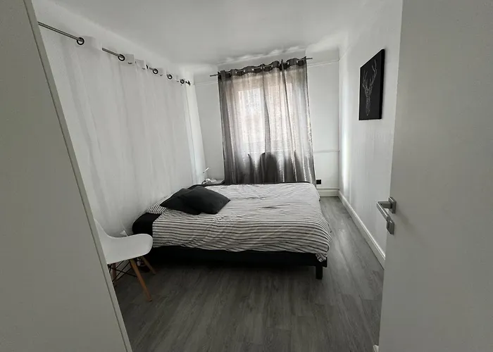5p 100 M2 Garage 2 Balconiesstrasbourg Center דירה