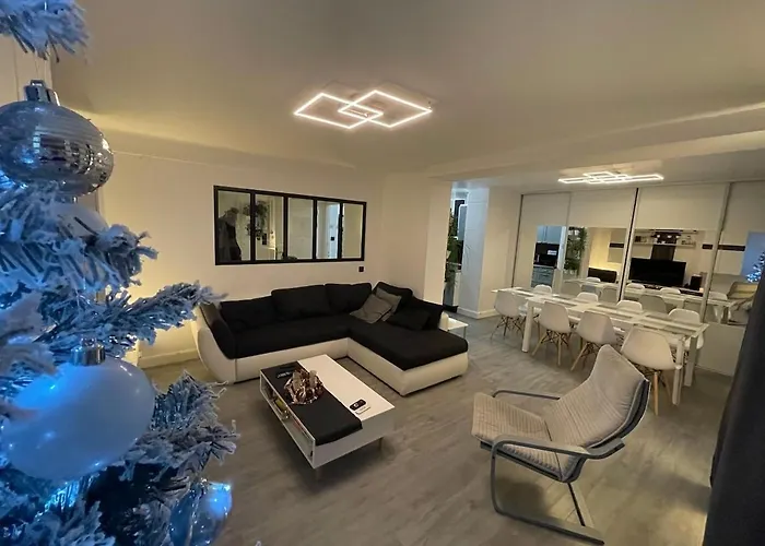 5p 100 M2 Garage 2 Balconiesstrasbourg Center דירה *