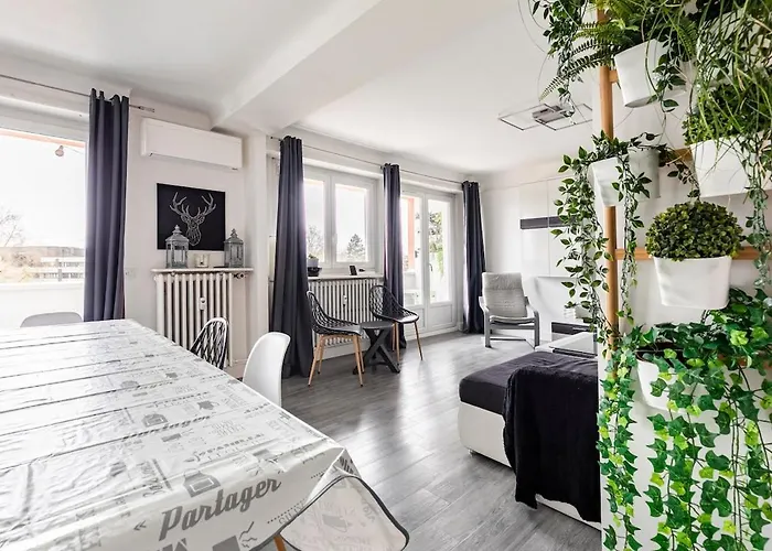 5p 100 M2 Garage 2 Balconiesstrasbourg Center *