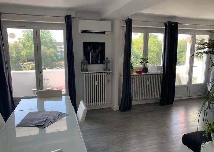 5p 100 M2 Garage 2 Balconiesstrasbourg Center