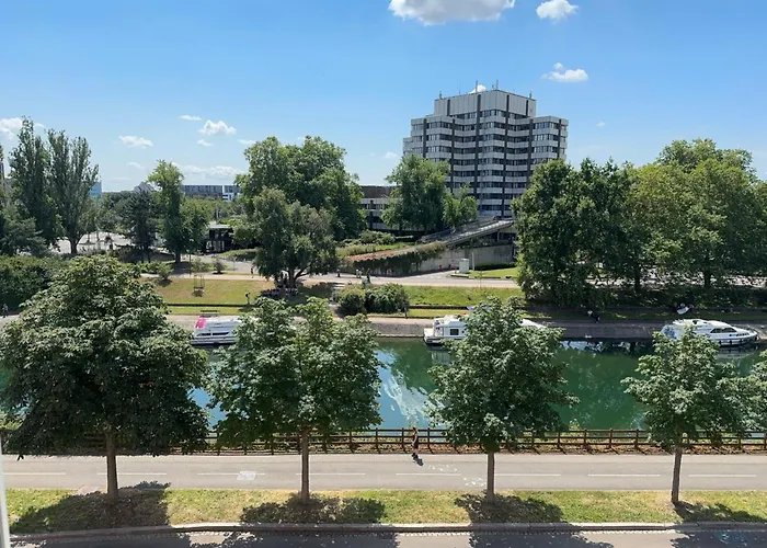 5p 100 M2 Garage 2 Balconiesstrasbourg Center דירה *