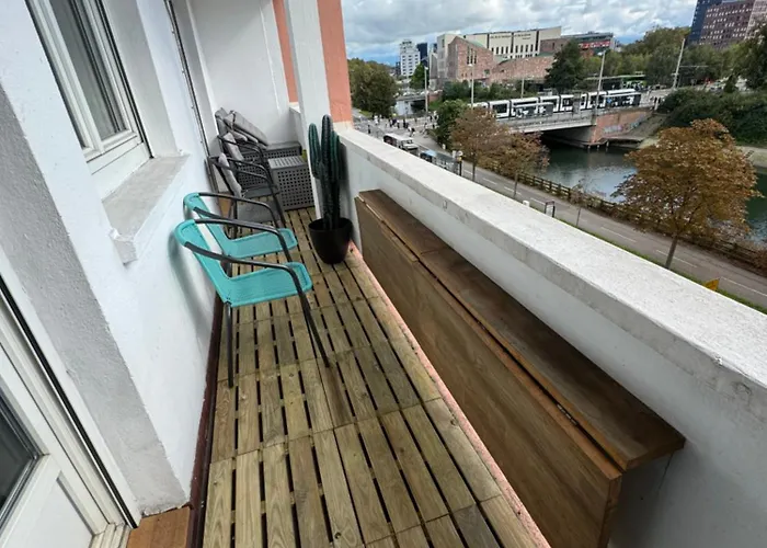 5p 100 M2 Garage 2 Balconiesstrasbourg Center דירה שטרסבורג