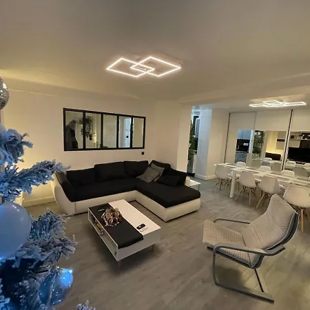 5p 100 M2 Garage 2 Balconiesstrasbourg Center דירה *